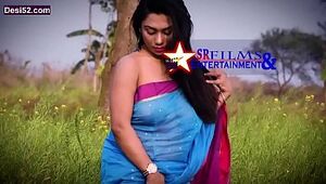 My Hot Bengali wife in Saree Thick Nipple  visisble