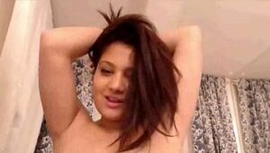 Her name,  anyone know comment fast 749423